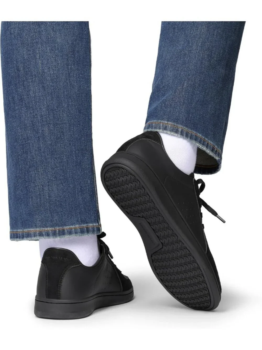 Stylish Retro Fashion Sneakers for Men | Comfortable & Trendy Casual Footwear
